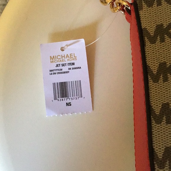 ❗️SOLD ❗️NWT Michael Kors LG EW Crossbody - Picture 8 of 8